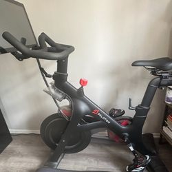 Peloton Bike