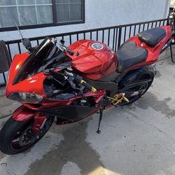 2008 Yamaha YZF R1