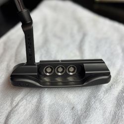 Scotty Cameron Jet Black Ltd Newport *Mint*