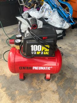 Central Pneumatic 3 gallon Oilless air compressor-100 max working PSI