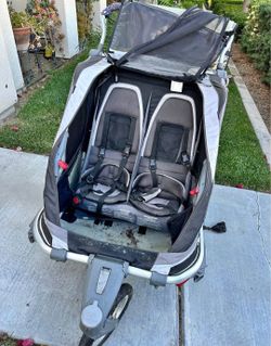 Jogger stroller thule