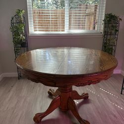 Beautiful Oak Dining Table 