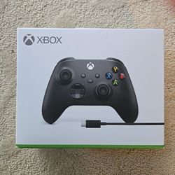 Xbox Series X Wireless Controller w/USB Cable Open Box