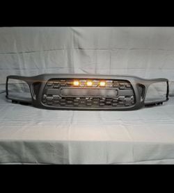2001 to 2004 Tacoma grille