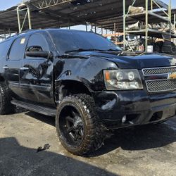 2008 CHEVY TAHOE 4X4 PARTING OUT PARTS FOR SALE PARTES 