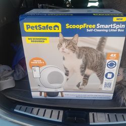 Pet Safe Scoop Free Smart Spin Litter Box 