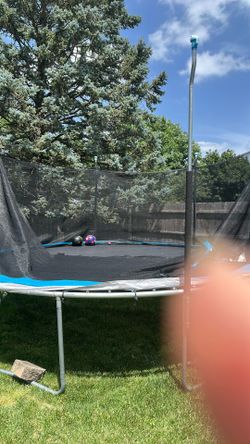 Nice trampoline good condition