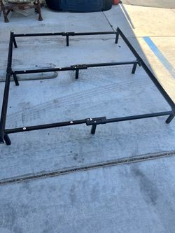 Box for the bed mattress you can adjust full queen and king great condition