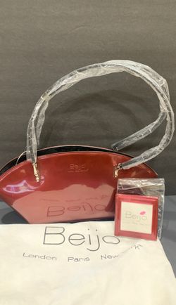 Beijo Bag with Photo Cards Enclosed