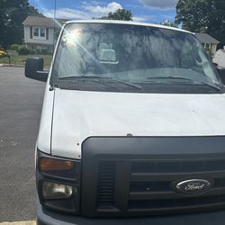 2008 Ford E-250