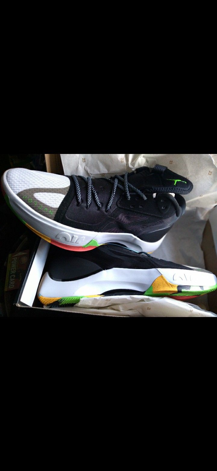 Jordan Sneakers accepting offers