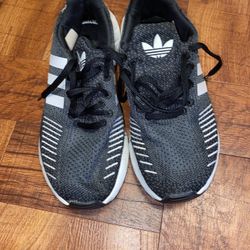Women’s Adidas  UltraBoost 4.0 Core Black Sz. 7