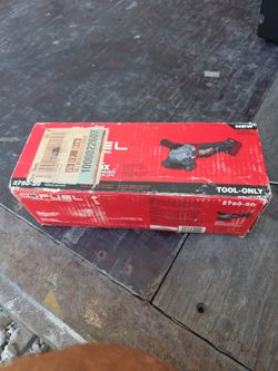 Milwaukee fuel angle grinder