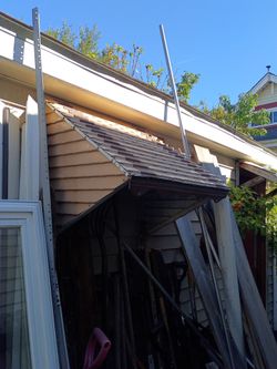 Onyx o pestaña para garage door o window 32" usada en good condition