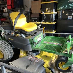 John Deere Zero Turn Mower