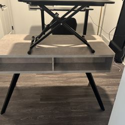 New Modern Work Desk & Computer Riser 