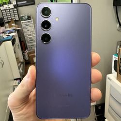 Unlocked Samsung Galaxy S24 5G 128GB