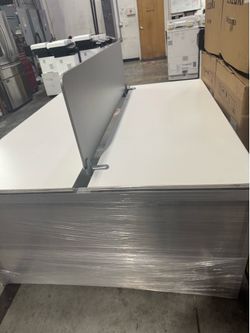 Escritorio doble para oficina