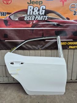 2014 2015 2016 2017 2018 2019 TOYOTA COROLLA REAR DOOR SHELL RIGHT SIDE ORIGINAL USED