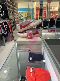 Jordan 1 Low Travis Scott Tropical Size 10.5