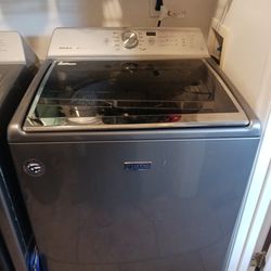 Maytag Commercial Washer And Dry 