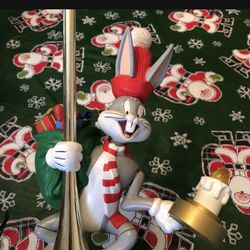 Mr Christmas bugs bunny lighted animated tree top. 