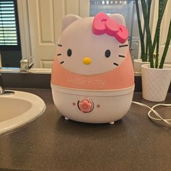 Hello Kitty Humidifier-$20- Eastvale