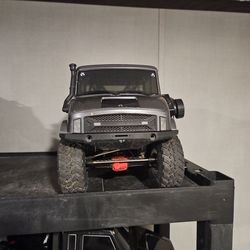 Axial scx10ii unimog 6x6