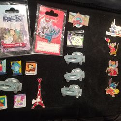 Disney pins PARIS