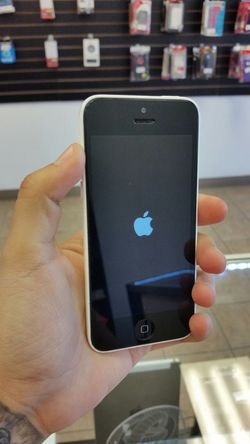 IPHONE 5C 8 GB UNLOCKED