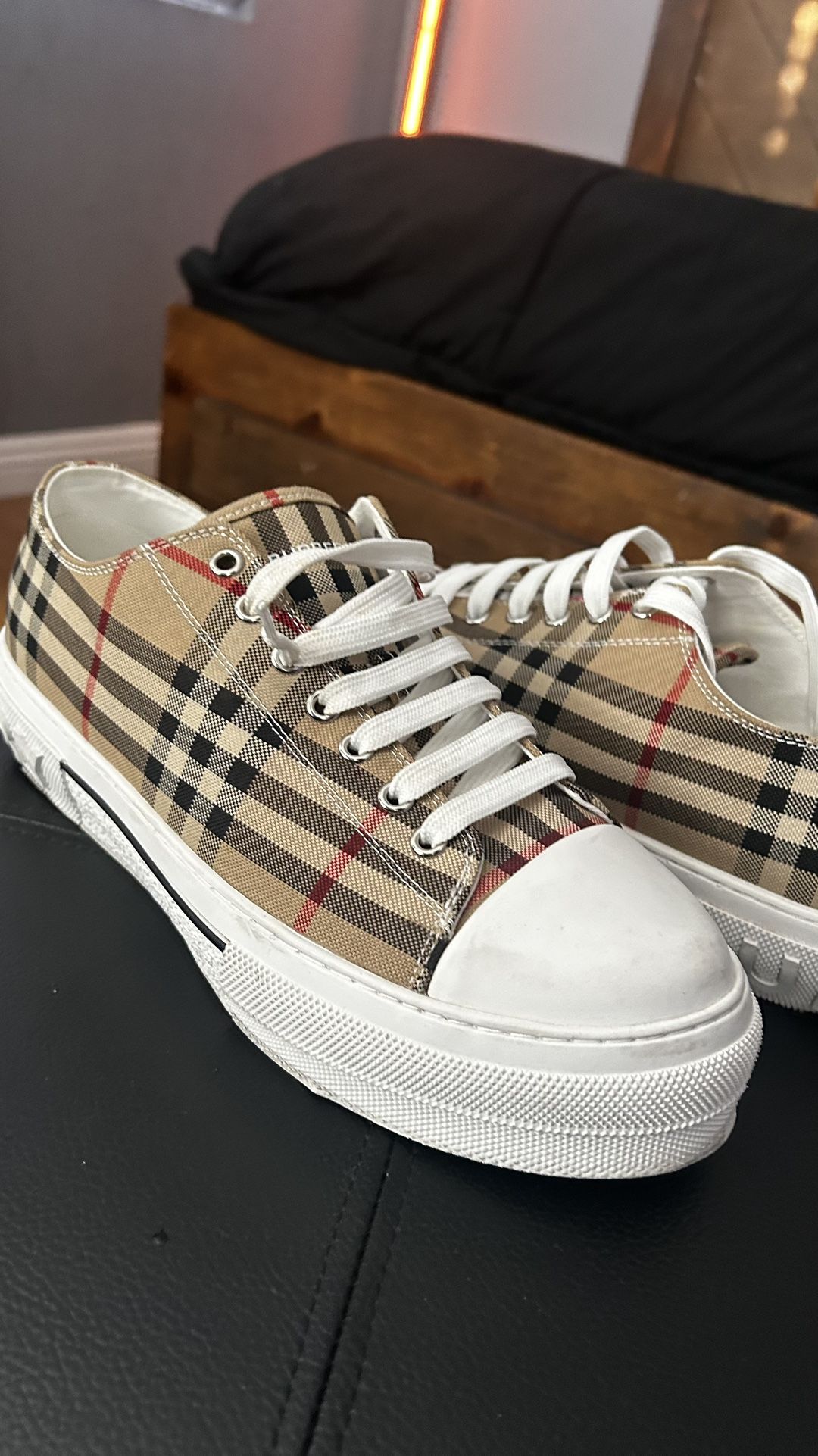 Burberry “Check” Shows