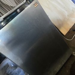 Mini fridge fully functional refrigerator cooler 😎