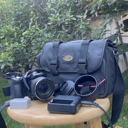 📸 Casio EXILIM Camera + Canon Carry Bag — $159.99 (Steal Deal)