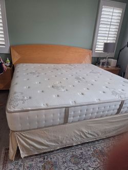 King size bed