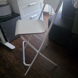 IKEA FRANKLIN – Foldable, Clean.