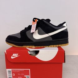 Nike dunk pale ivory