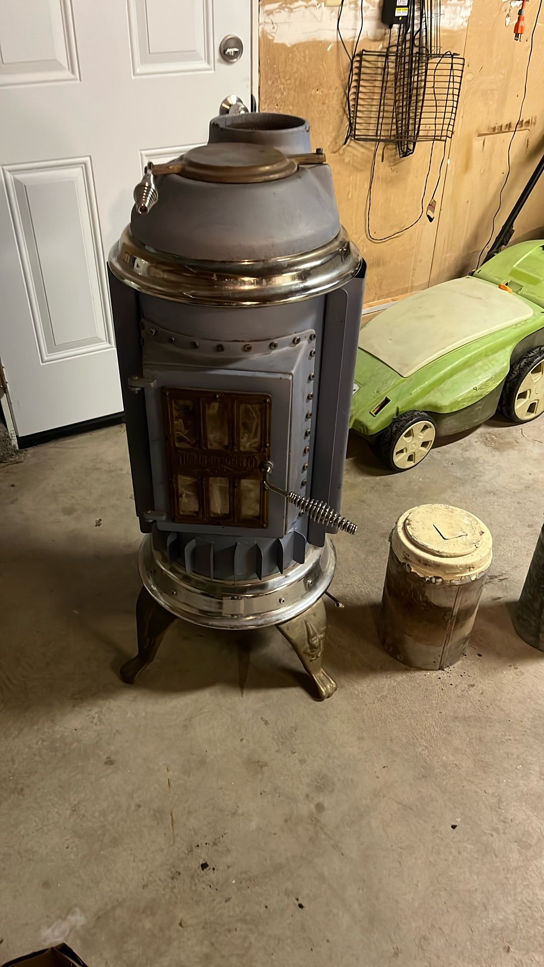 Thelen Thompson Co Stove CASH ONLY