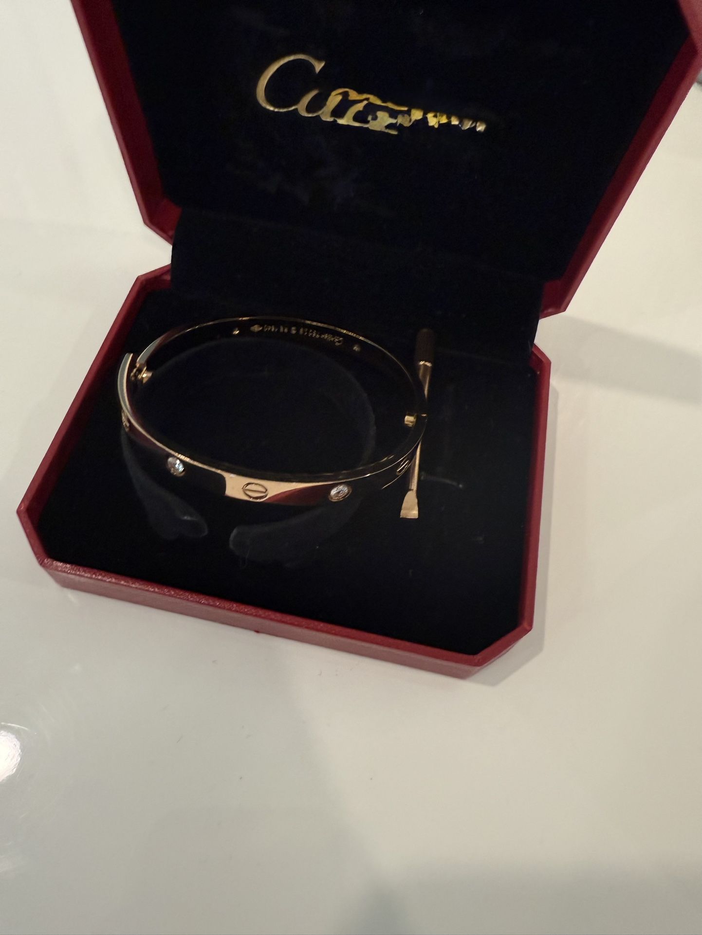 Women’s Bracelet