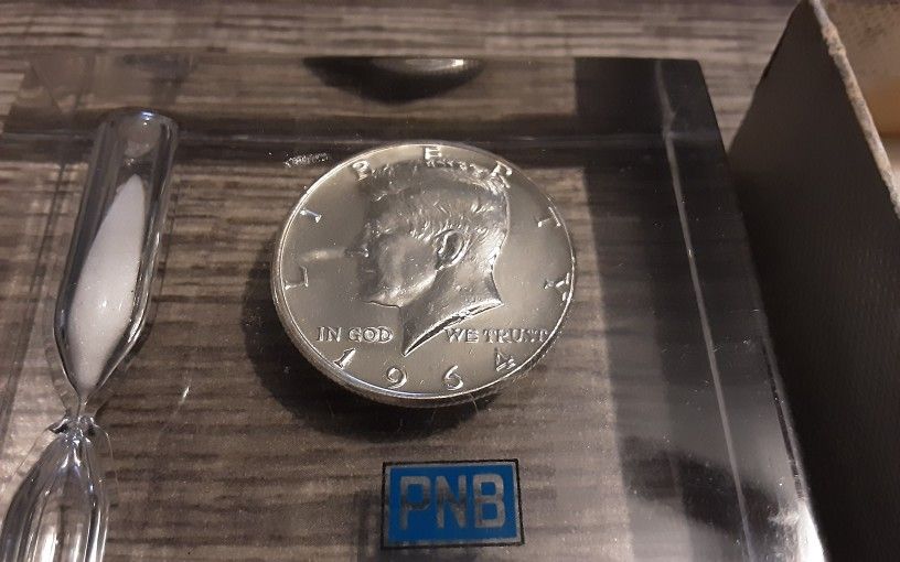 RARE ENCASED SILVER 1964 JFK HALF DOLLAR PROOF