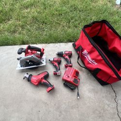 Milwaukee M18 Cordless 4 Tool Combo 