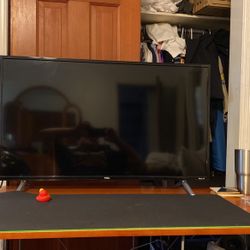 44 TCL Roku Tv 