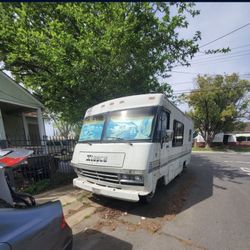 1988 Winnebago Itasca Motorhome 