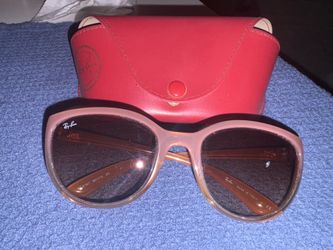 Women’s Ray bans