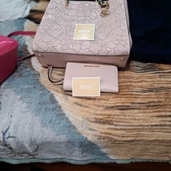 Mk Purse and wallet