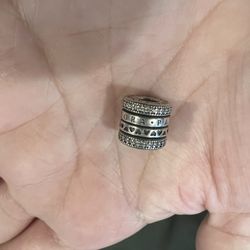 Pandora logo & hearts spinning charm