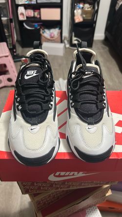 Nike Zoom 2K Sneakers White Black