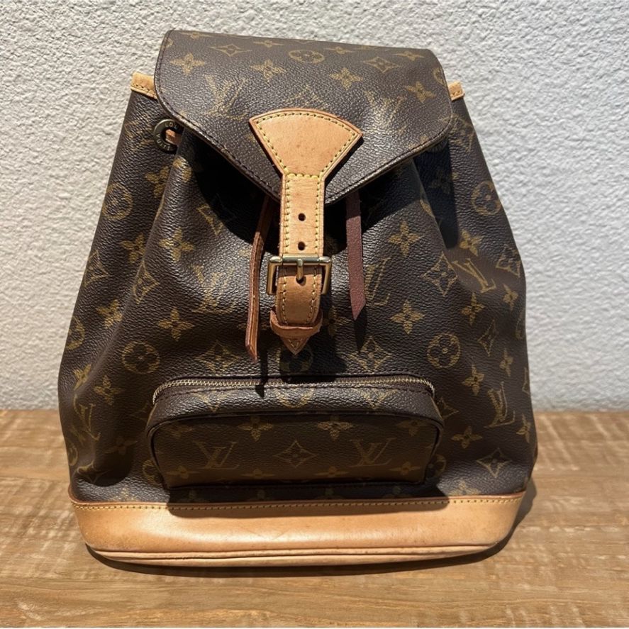 Louis Vuitton Montsouris backpack 