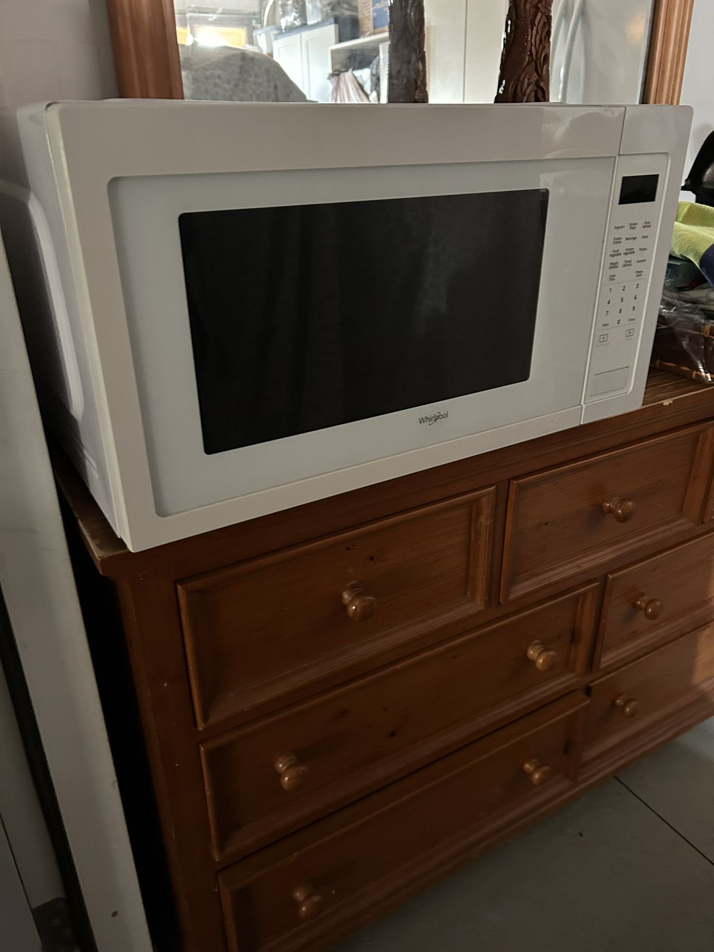 Whirlpool microwave