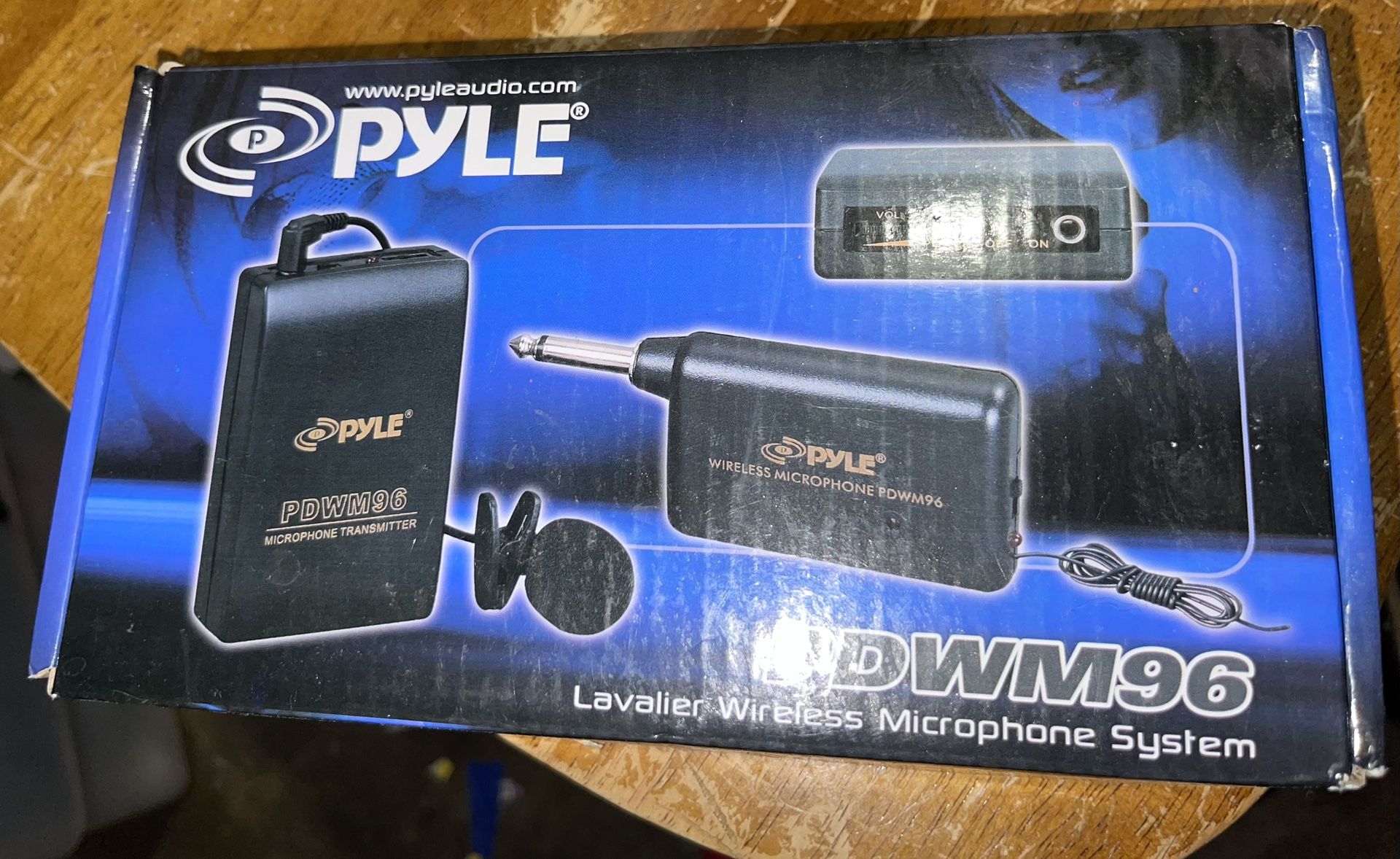 Pyle PDWM96 Belt Pack Wireless Microphone System No Lapel Lavalier Microphone