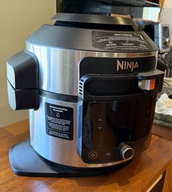 Ninja Foodie OL 500 series pressure cooker air fryer (6.5 quart)
